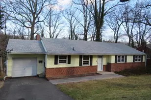 26 Lakeside Dr, Greenbelt, MD 20770 - Photo 1