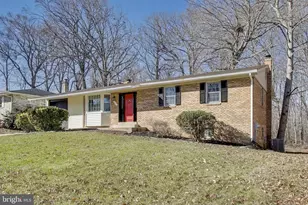 9808 Williamsburg Dr, Upper Marlboro, MD 20772 - Photo 1