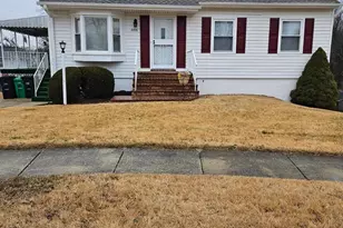 606 Sisalbed Ct, Capitol Heights, MD 20743 - Photo 1