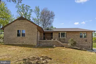 727 Gleneagles Dr, Fort Washington, MD 20744 - Photo 1