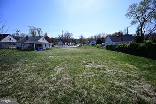 211 Seneca Dr, Oxon Hill, MD 20745 - Photo 1