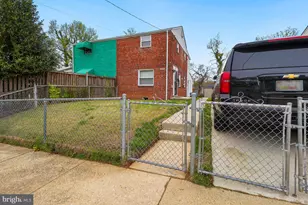 705 71st Ave, Capitol Heights, MD 20743 - Photo 1