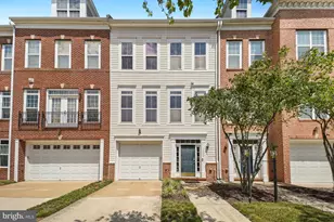 5522 Hartfield Ave, Suitland, MD 20746 - Photo 1
