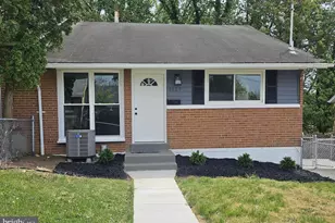 2727 Bellbrook St, Temple Hills, MD 20748 - Photo 1