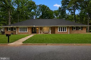 221 Emerald Hill Dr, Fort Washington, MD 20744 - Photo 1