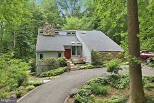 8404 Hollow Tree Ln, Upper Marlboro, MD 20772 - Photo 1