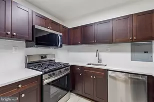 3805 Swann, Suitland, MD 20746 - Photo 5