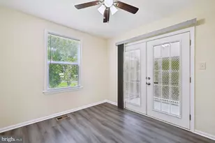 8805 Bolero Ct, Clinton, MD 20735 - Photo 9