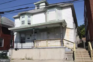 227 N Locust St, Hagerstown, MD 21740 - Photo 1