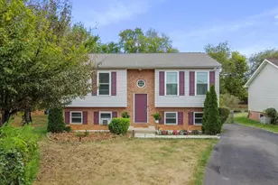 1072 Kasinof Ave, Hagerstown, MD 21742 - Photo 1