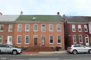 136 E Washington St, Hagerstown, MD 21740 - Photo 1