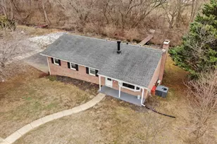 1056 Valleybrook Dr, Hagerstown, MD 21742 - Photo 5