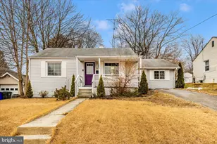 1230 Crescent Rd, Hagerstown, MD 21742 - Photo 1