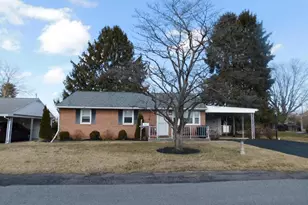 17314 Cloverleaf Rd, Hagerstown, MD 21740 - Photo 1