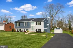 13825 Woodland Heights Dr, Hagerstown, MD 21742 - Photo 1