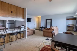 1747 Edgewood Hill Cir, Hagerstown, MD 21740 - Photo 1