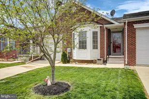 7 Eckstine Ct, Smithsburg, MD 21783 - Photo 1