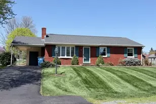 11802 Sycamore Dr, Hagerstown, MD 21742 - Photo 1