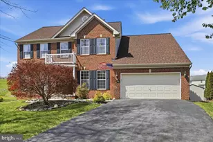 18106 Bullock Ct, Hagerstown, MD 21740 - Photo 1