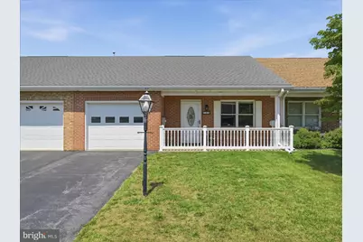 142 Sunflower Drive, Hagerstown, MD 21740 - Photo 1