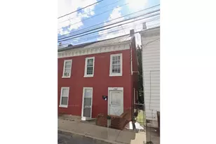 144 S Locust St, Hagerstown, MD 21740 - Photo 1