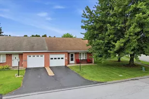 18001 Putter Dr, Hagerstown, MD 21740 - Photo 1