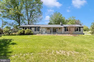 9708 Fernwood Ln, Hagerstown, MD 21740 - Photo 1