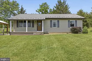 14438 Hollow Rd, Hancock, MD 21750 - Photo 1