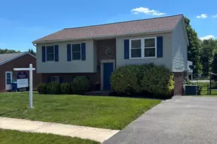 73 Amanda Dr, Smithsburg, MD 21783 - Photo 1