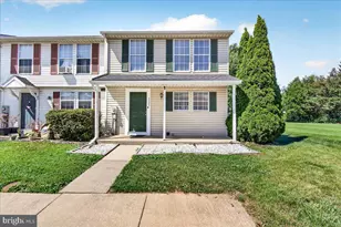 1525 Iris Ct, Hagerstown, MD 21740 - Photo 1
