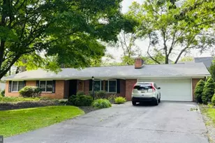 12934 Woodburn Dr, Hagerstown, MD 21742 - Photo 1