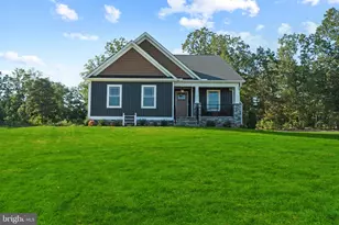206 Logan Wy, Tappahannock, VA 22560 - Photo 1