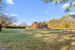 501 Essex St, Tappahannock, VA 22560 - Photo 1