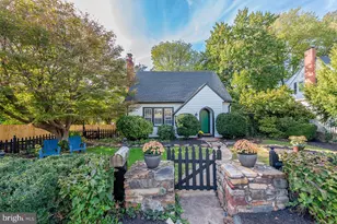 222 Locust St, Warrenton, VA 20186 - Photo 1