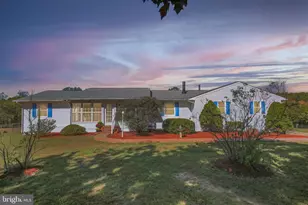 13206 Golden Dr, Sumerduck, VA 22742 - Photo 1