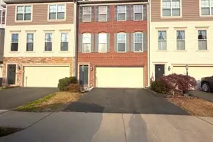 165 Royal Ct, Warrenton, VA 20186 - Photo 1