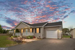 11211 Wolfe Ct, Bealeton, VA 22712 - Photo 1