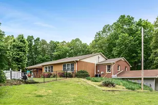 281 Light Rd, Winchester, VA 22603 - Photo 1