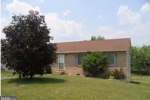 315 Chinkapin Dr, Stephens City, VA 22655 - Photo 1