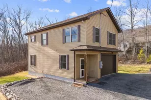 317 Crow Dr, Winchester, VA 22602 - Photo 1