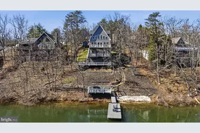 1239 Lakeview Dr, Cross Junction, VA 22625 - Photo 1