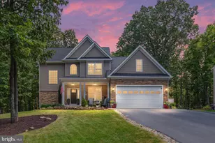 805 S Lakeview Dr, Cross Junction, VA 22625 - Photo 1
