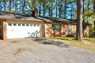 102 Carroll Dr, Stephens City, VA 22655 - Photo 1