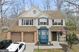 105 Dogwood Dr, Cross Junction, VA 22625 - Photo 1