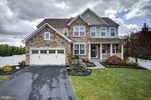 419 Lynnehaven Dr, Winchester, VA 22602 - Photo 1