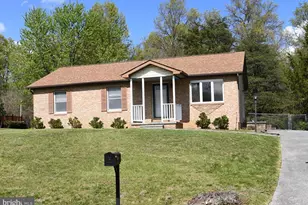 218 Bluebird Dr, Stephens City, VA 22655 - Photo 1