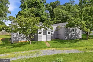 115 Hickory Ln, Winchester, VA 22603 - Photo 1