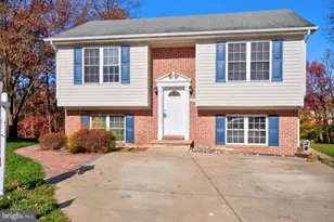121 Deer Hill Ct, Stephens City, VA 22655 - Photo 1