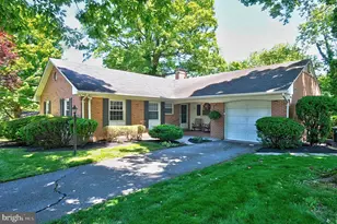 122 Armstrong Pl, Winchester, VA 22602 - Photo 1