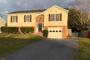 114 Providence Dr, Winchester, VA 22602 - Photo 1
